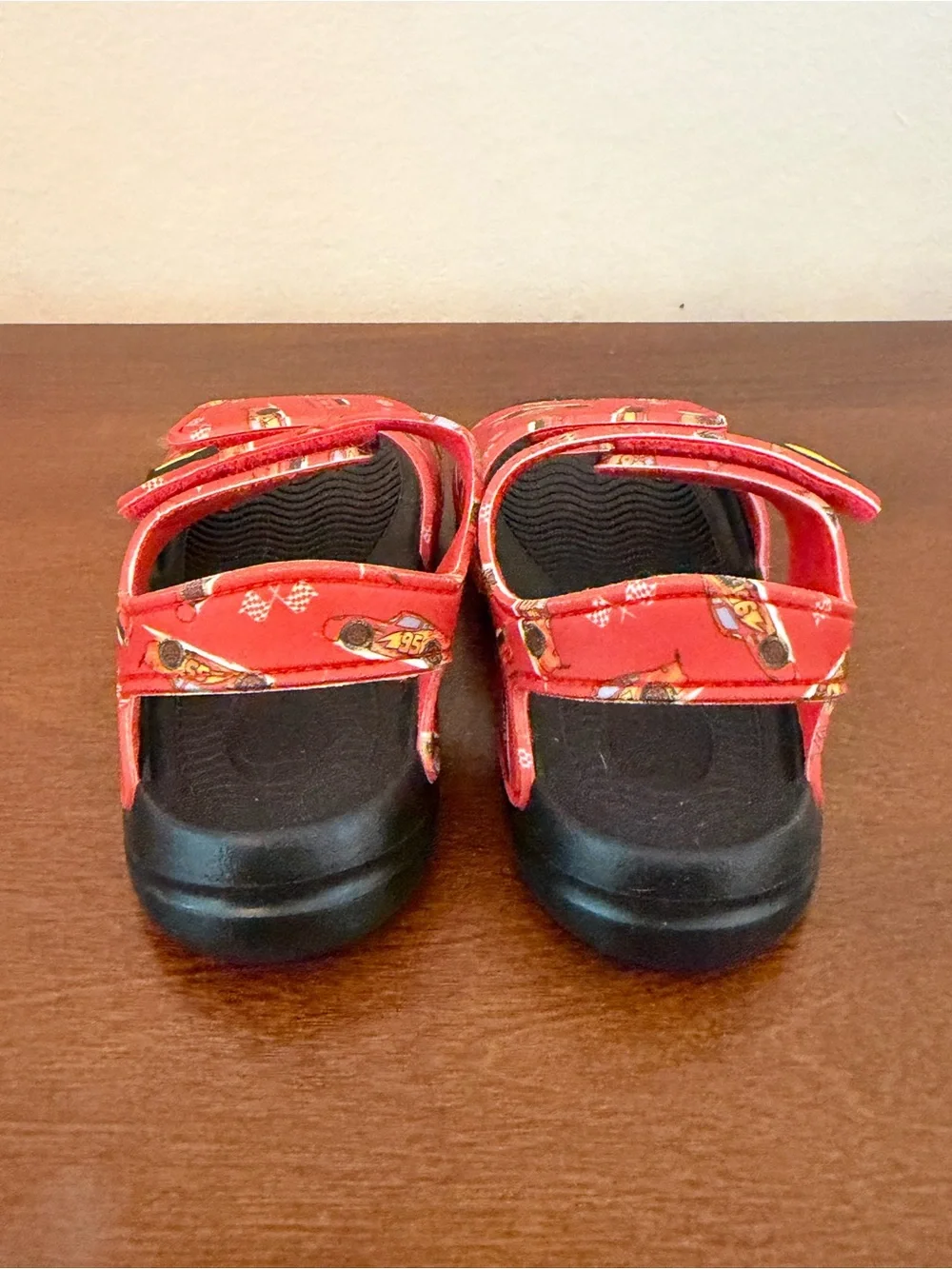 Disney Pixar Cars Lightning McQueen Toddler Sandals Size 8